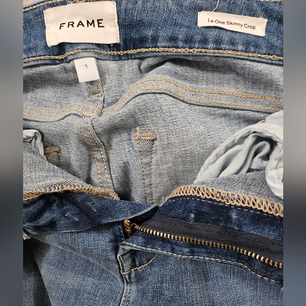 Frame Denim - Picture 4 of 6